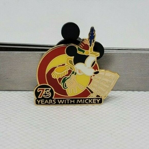 2003 75 Years With Mickey Mouse Collectible Lapel Pin - Picture 2 of 12